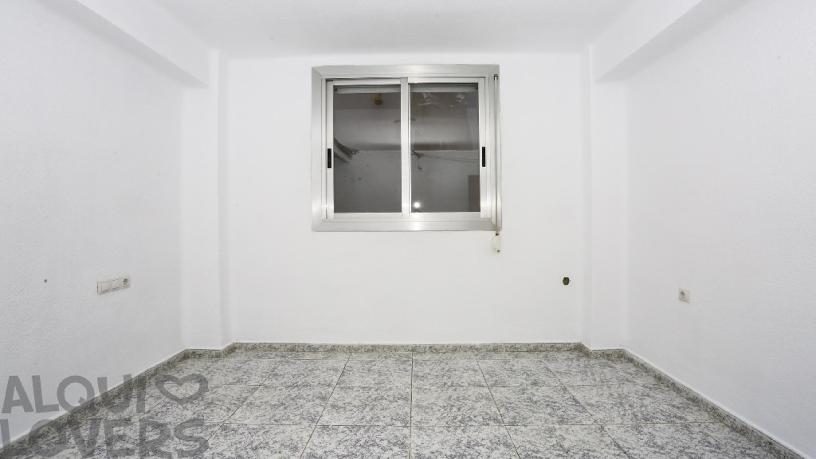 Piso en venta en calle Sierra de Agullent