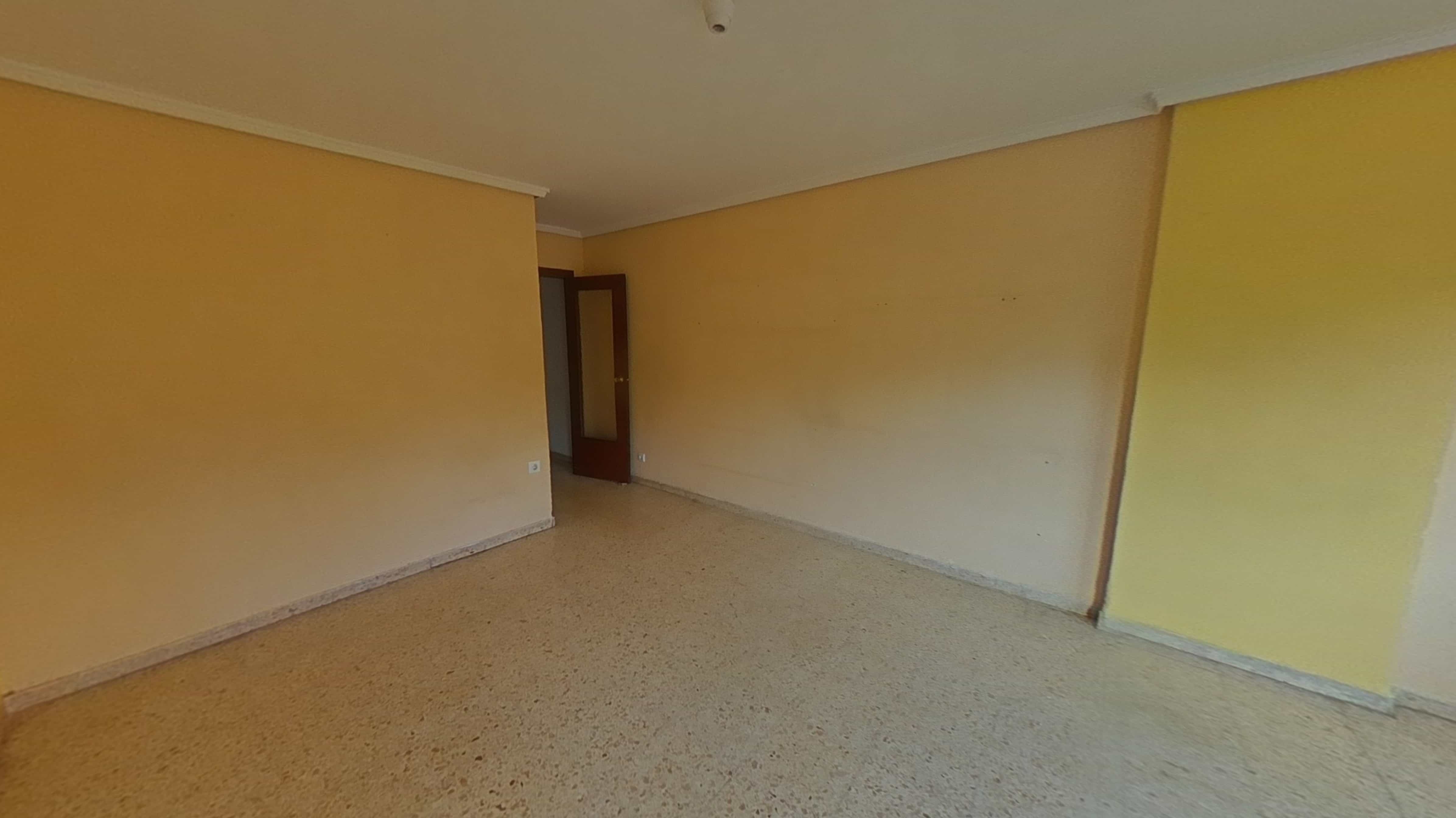 Flat for sale in calle Pedro Cabanes