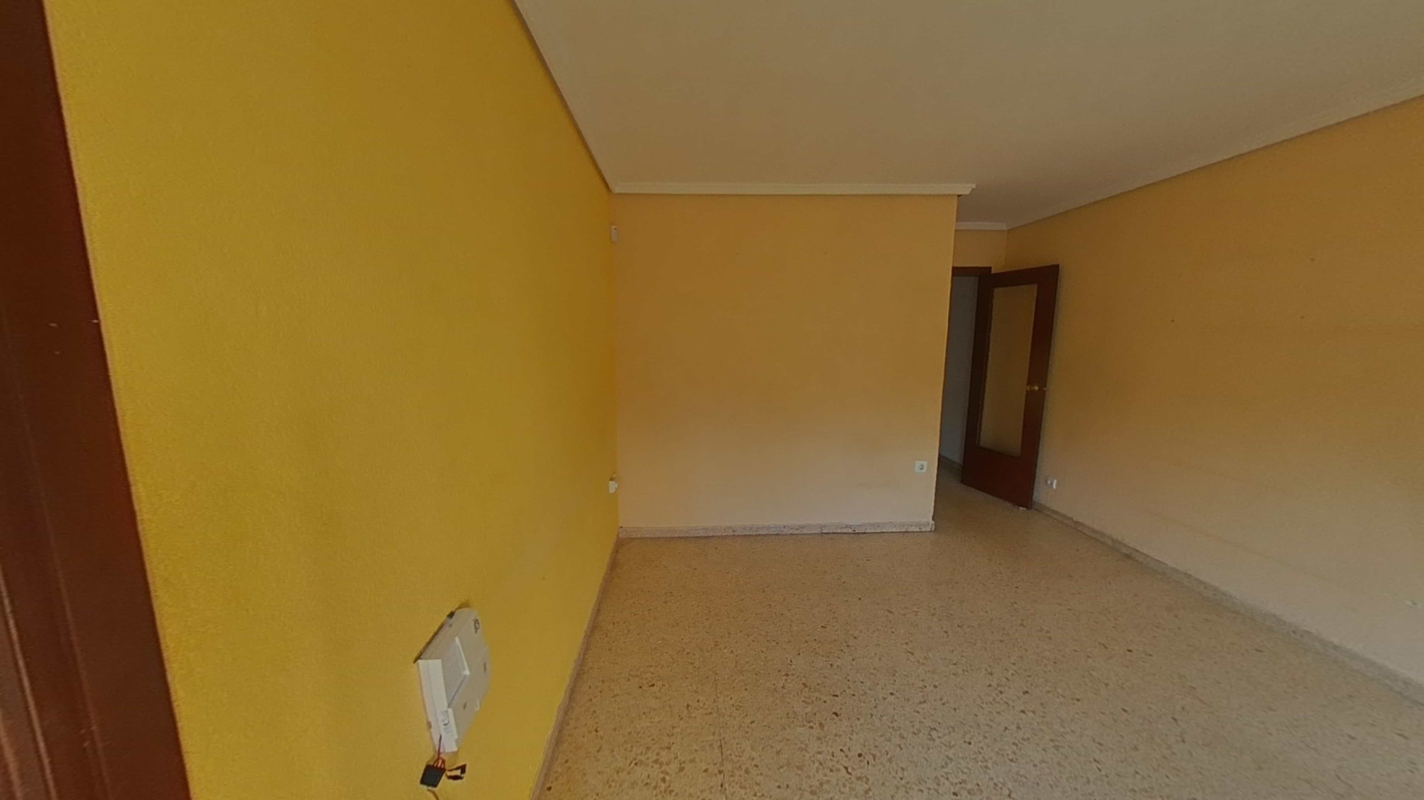 Flat for sale in calle Pedro Cabanes