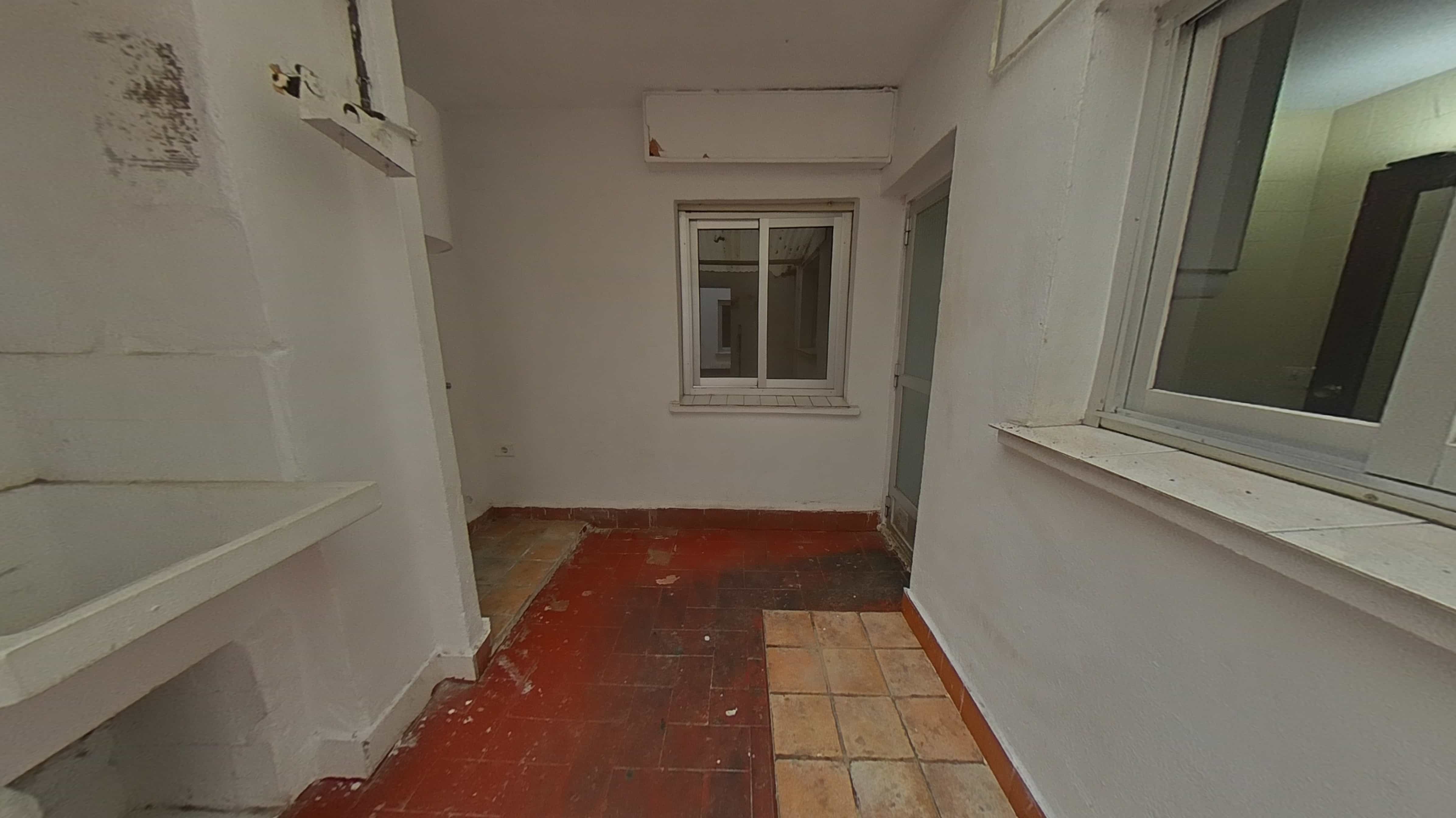 Flat for sale in calle Pedro Cabanes