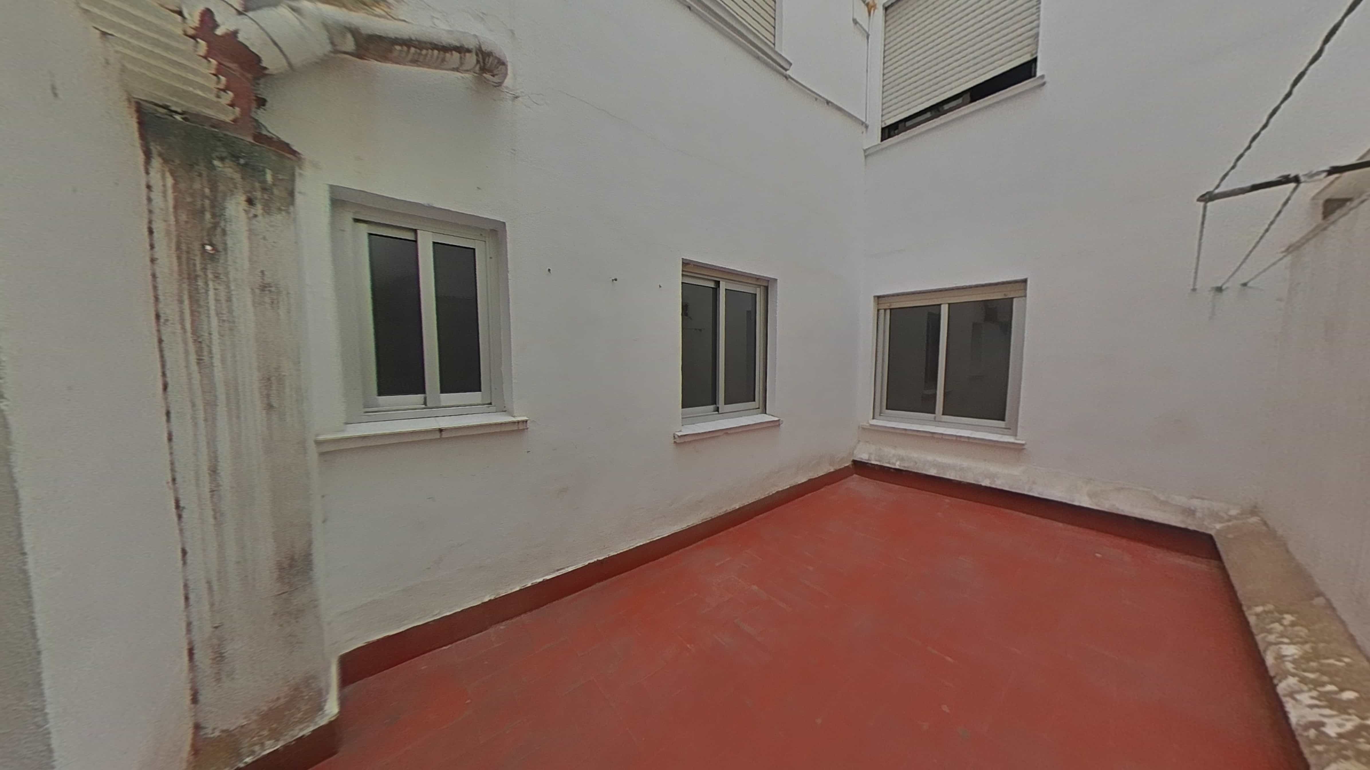 Flat for sale in calle Pedro Cabanes