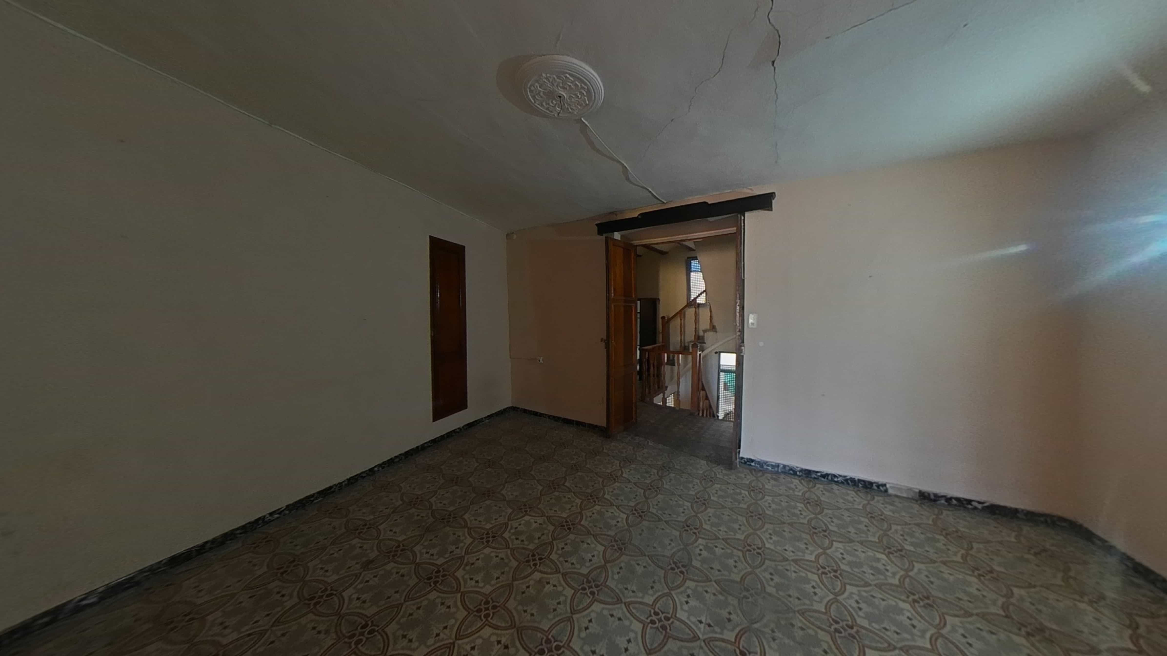 Chalet adosado en venta en calle Sant Pere