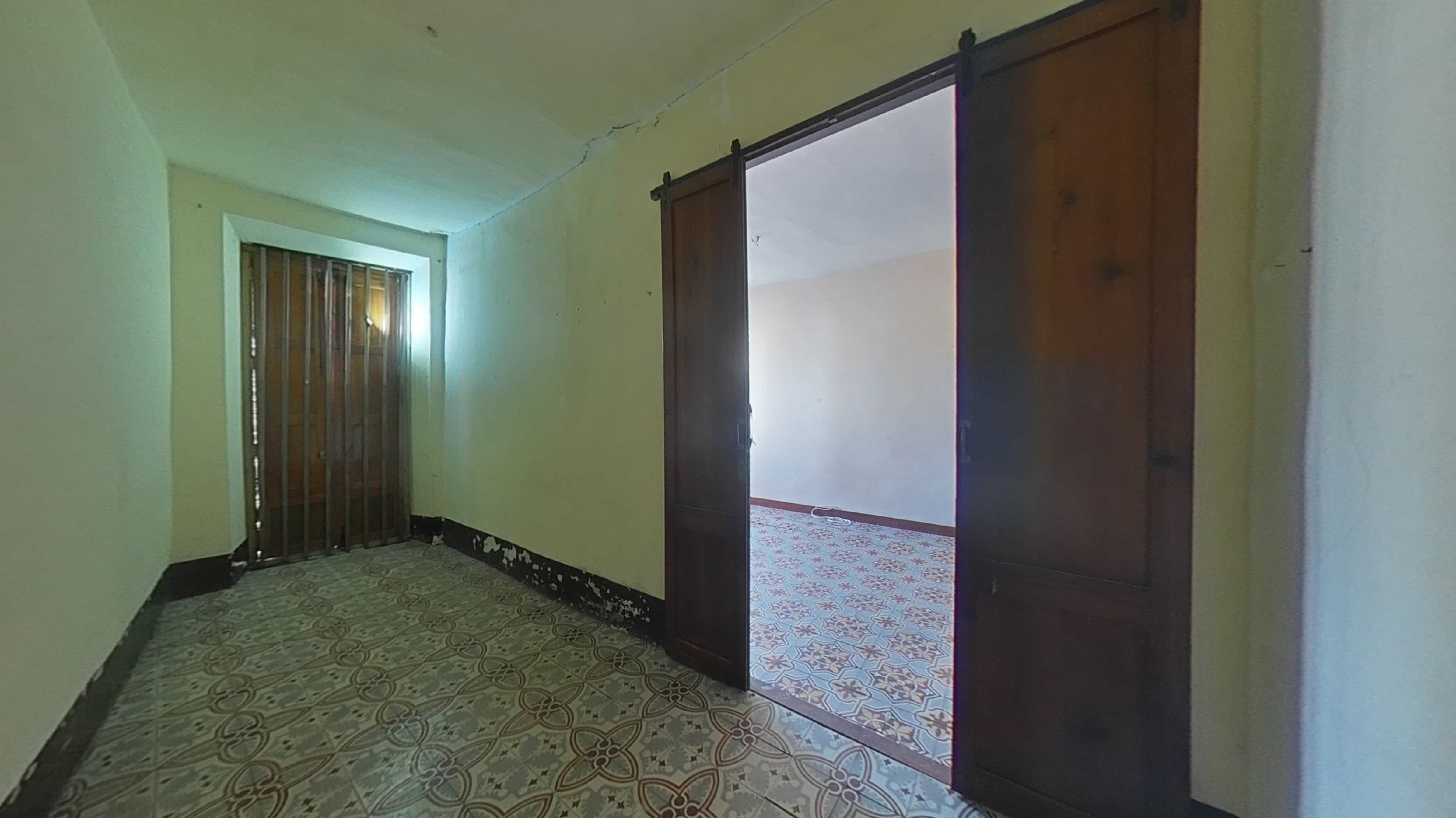 Chalet adosado en venta en calle Sant Pere