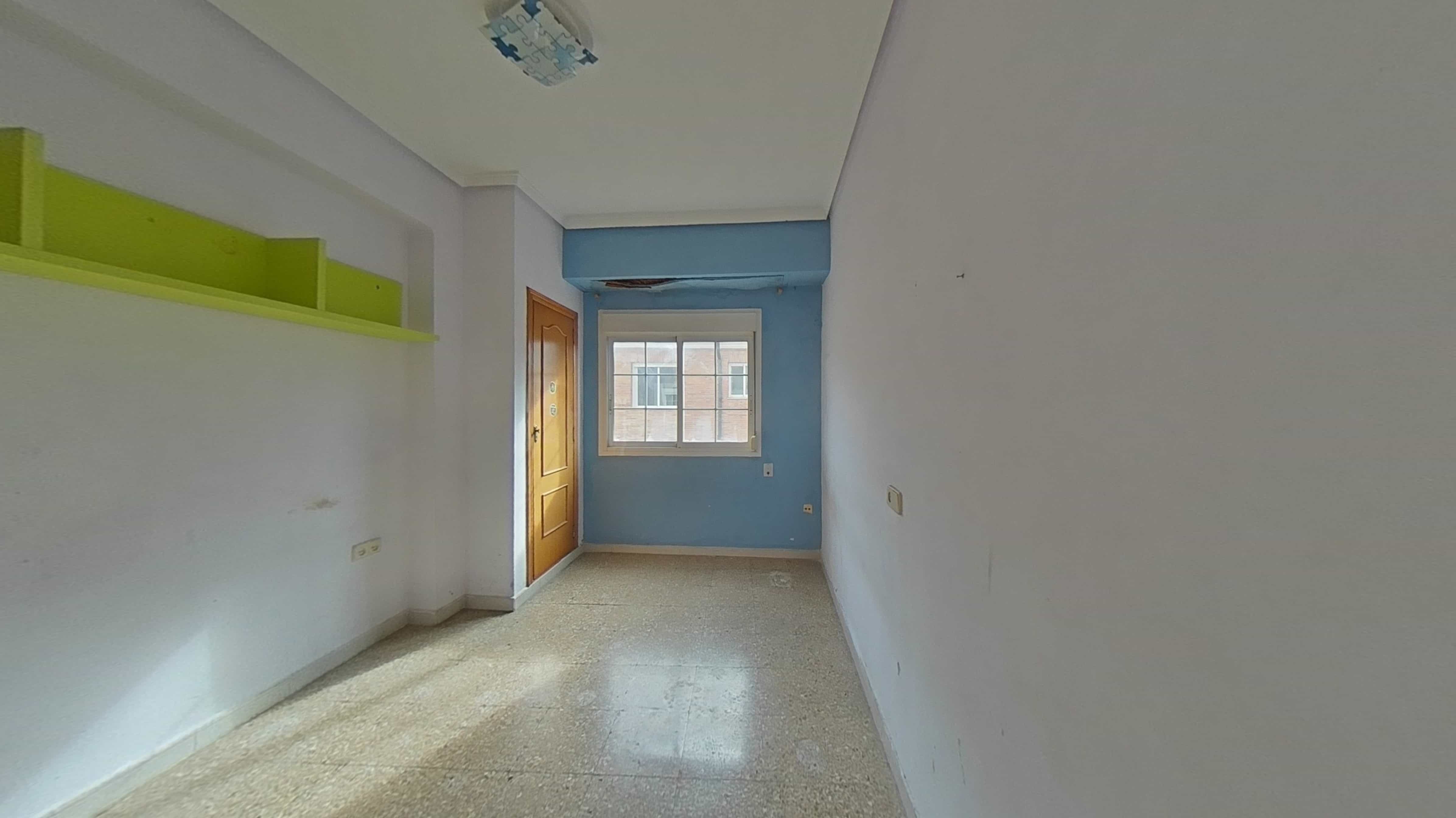 Flat for sale in calle Sueco