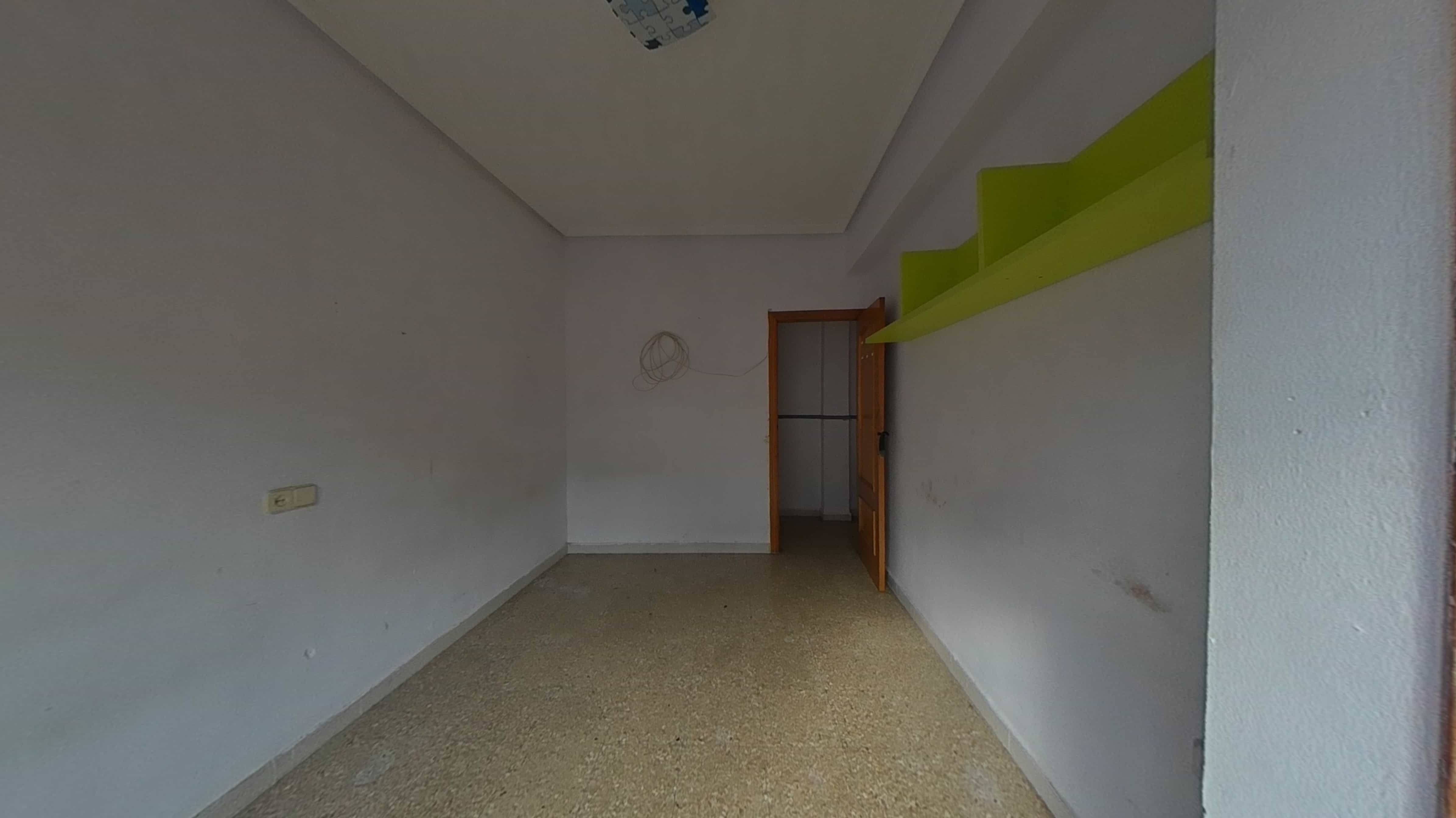 Flat for sale in calle Sueco