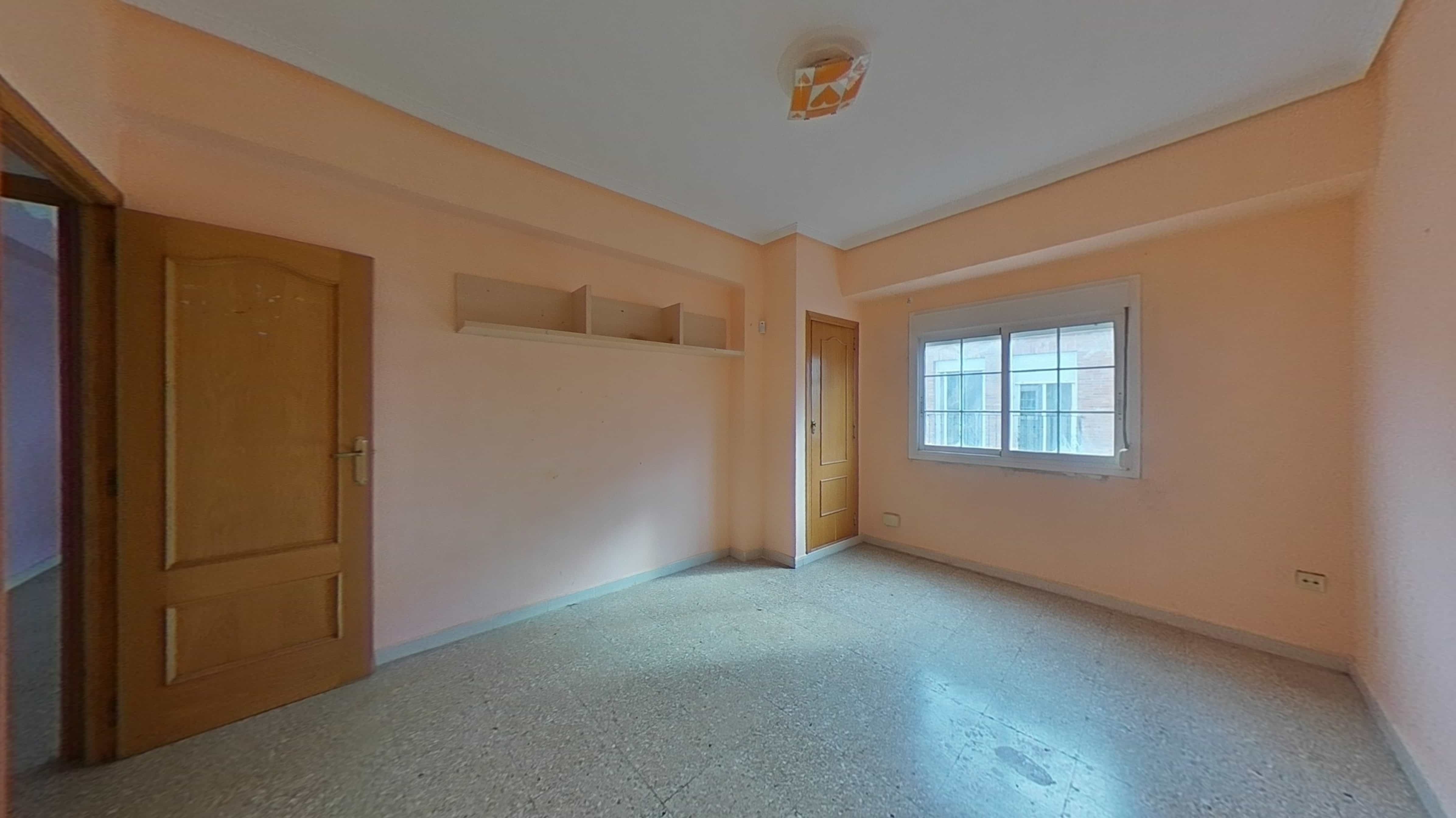 Flat for sale in calle Sueco