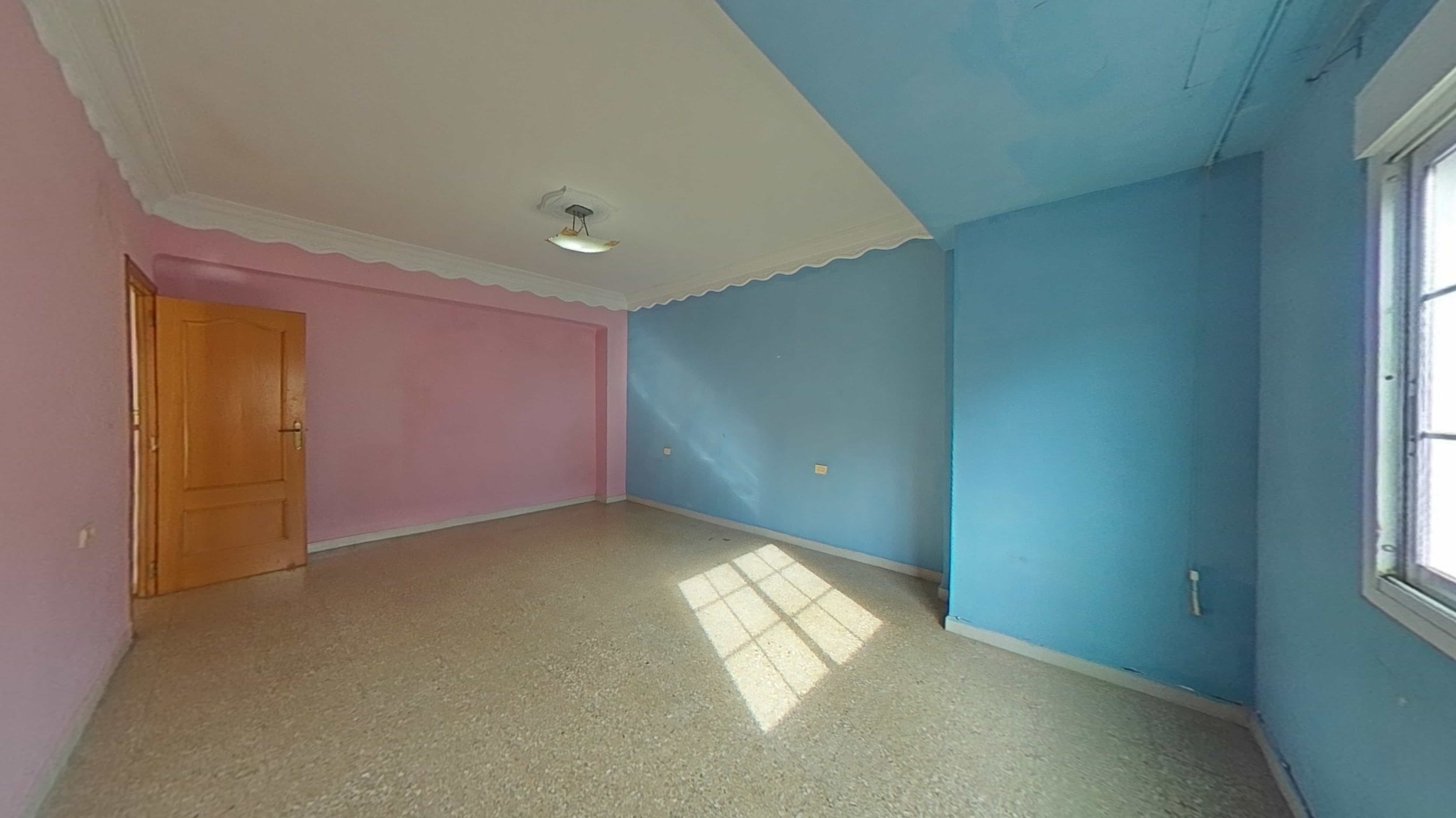 Flat for sale in calle Sueco