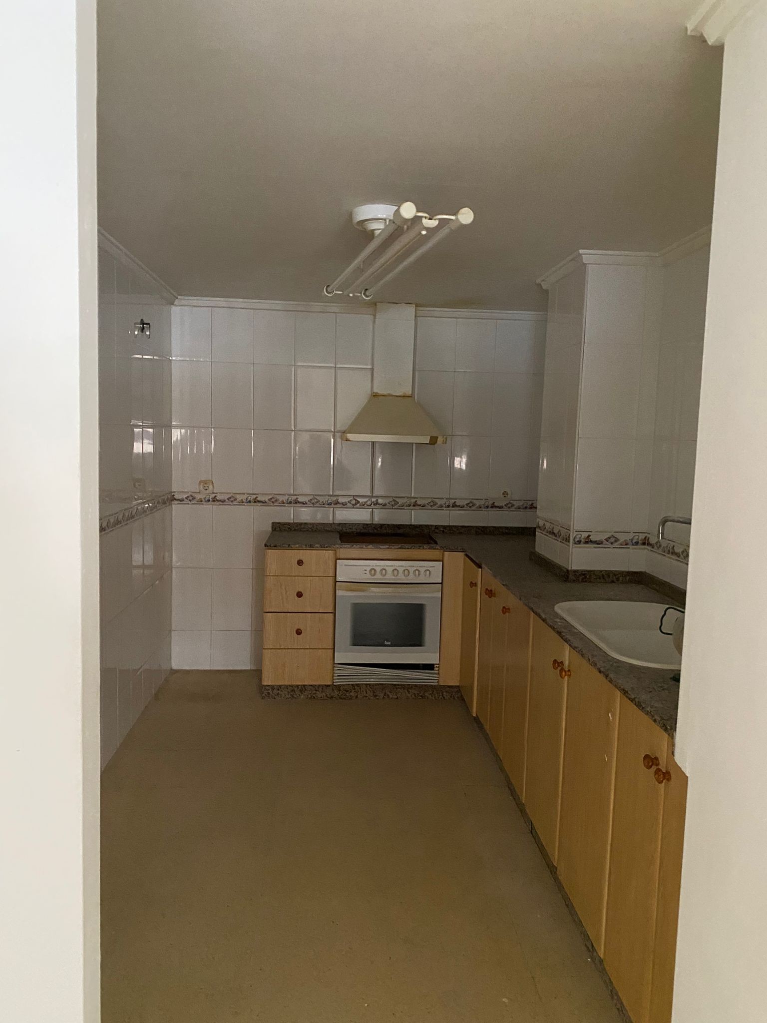 Flat for sale in calle Nou D'octubre - Esquina C/joanot Martorell