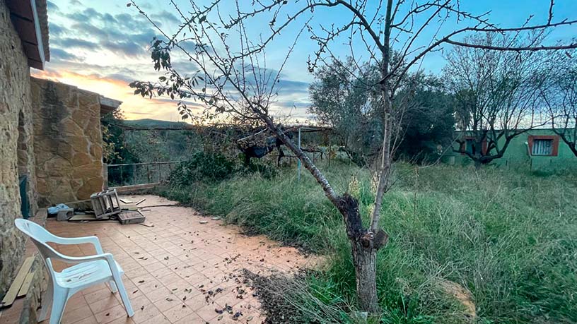  Maison mitoyenne à vendre à polig 5