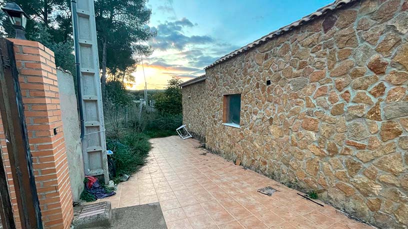  Maison mitoyenne à vendre à polig 5