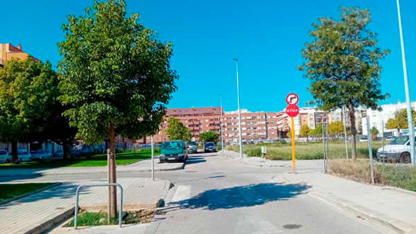 Terreno urbano en venta en calle Vinalesa