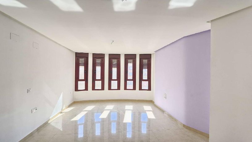 Piso en venta en calle Abadia