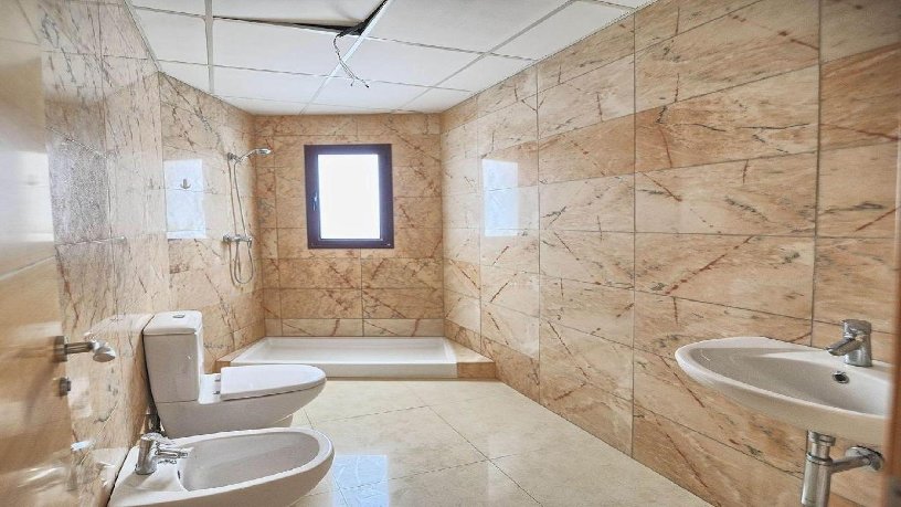 Piso en venta en calle Abadia