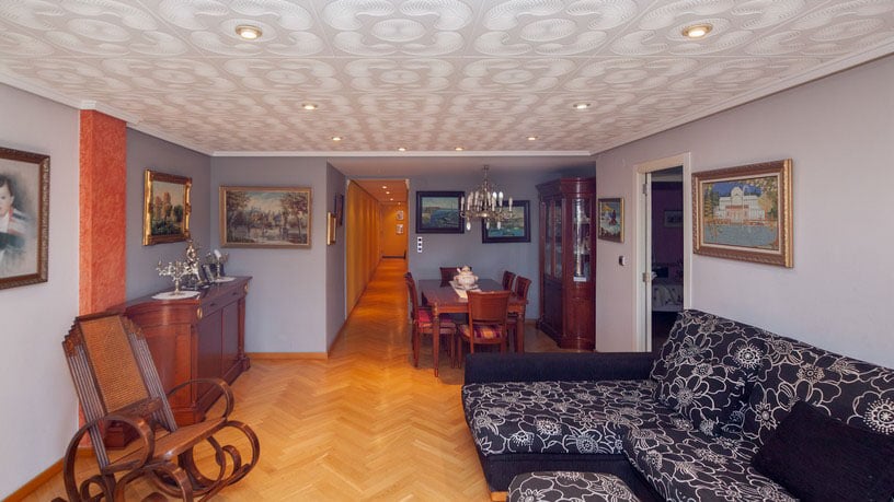 Flat for sale in calle Editor Vicente Clavel
