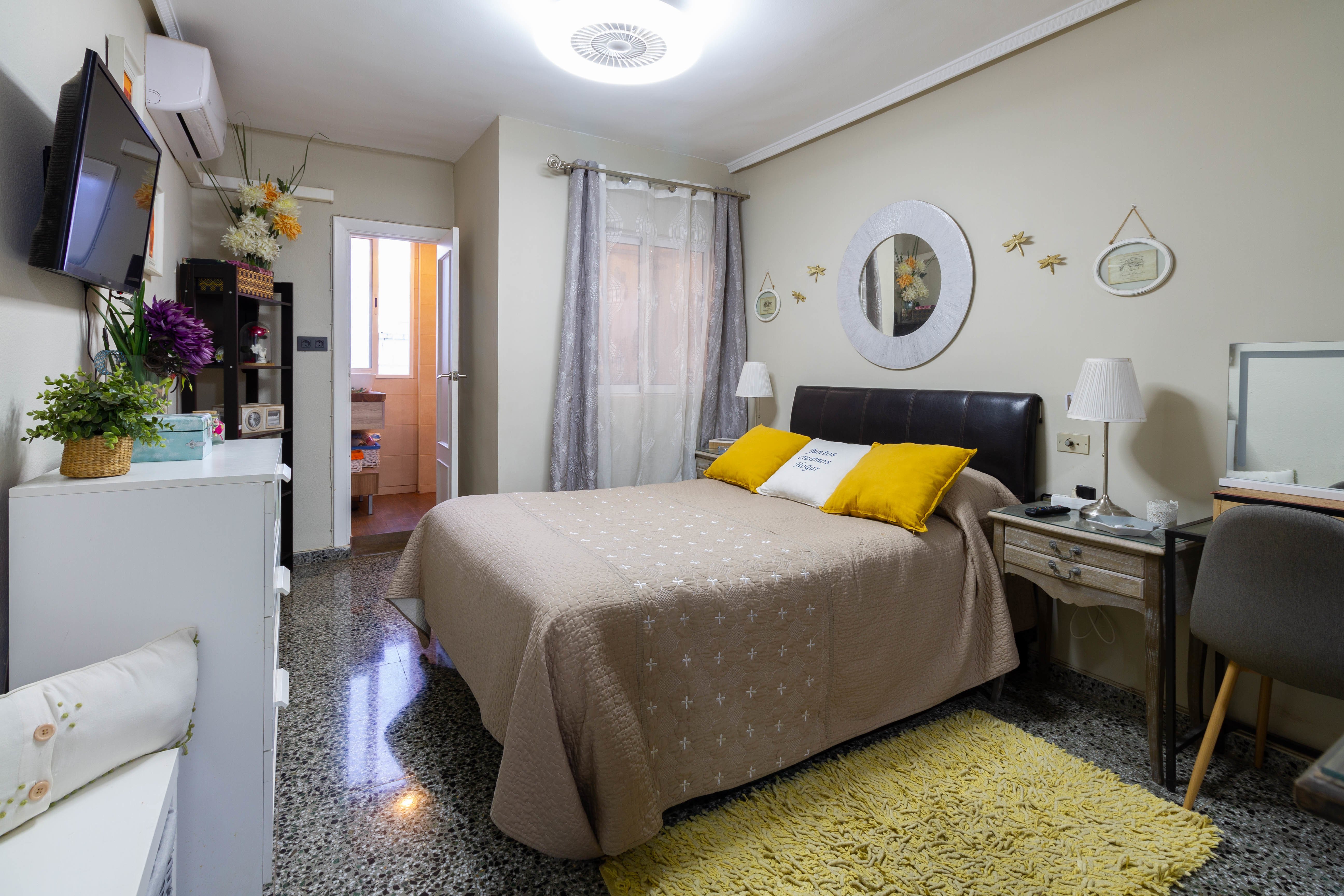 Flat for sale in avenida Avinguda del País Valencià