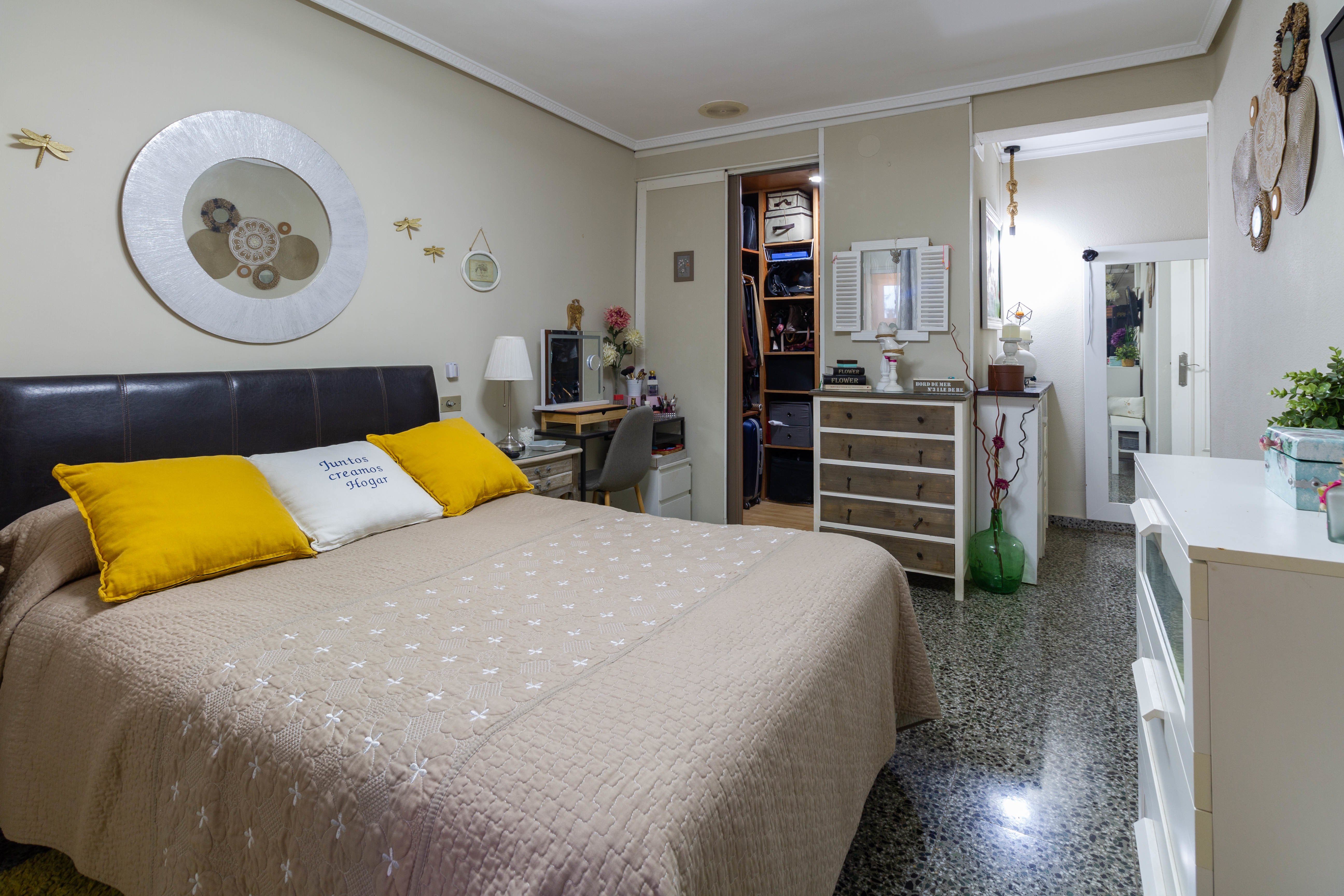 Flat for sale in avenida Avinguda del País Valencià