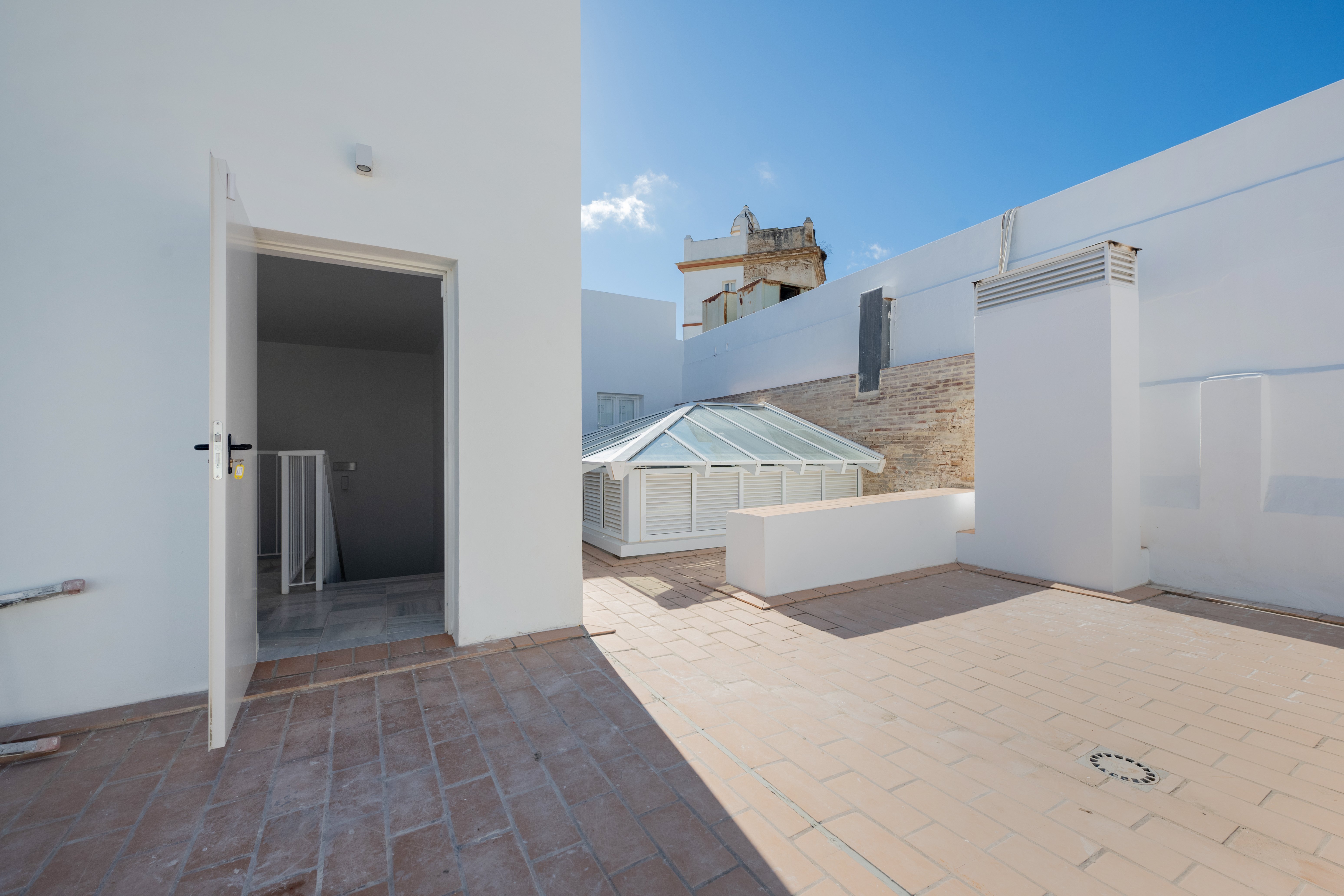 Promoción de obra nueva, Rafael de la Viesca, Cádiz