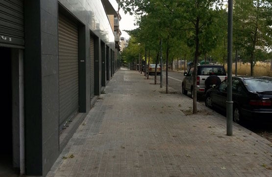 Promotion of Commercial premises for sale, Estrasburgo, Sabadell