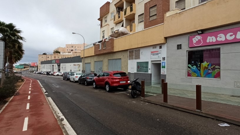 Locaux commerciaux à vendre à calle Traviata