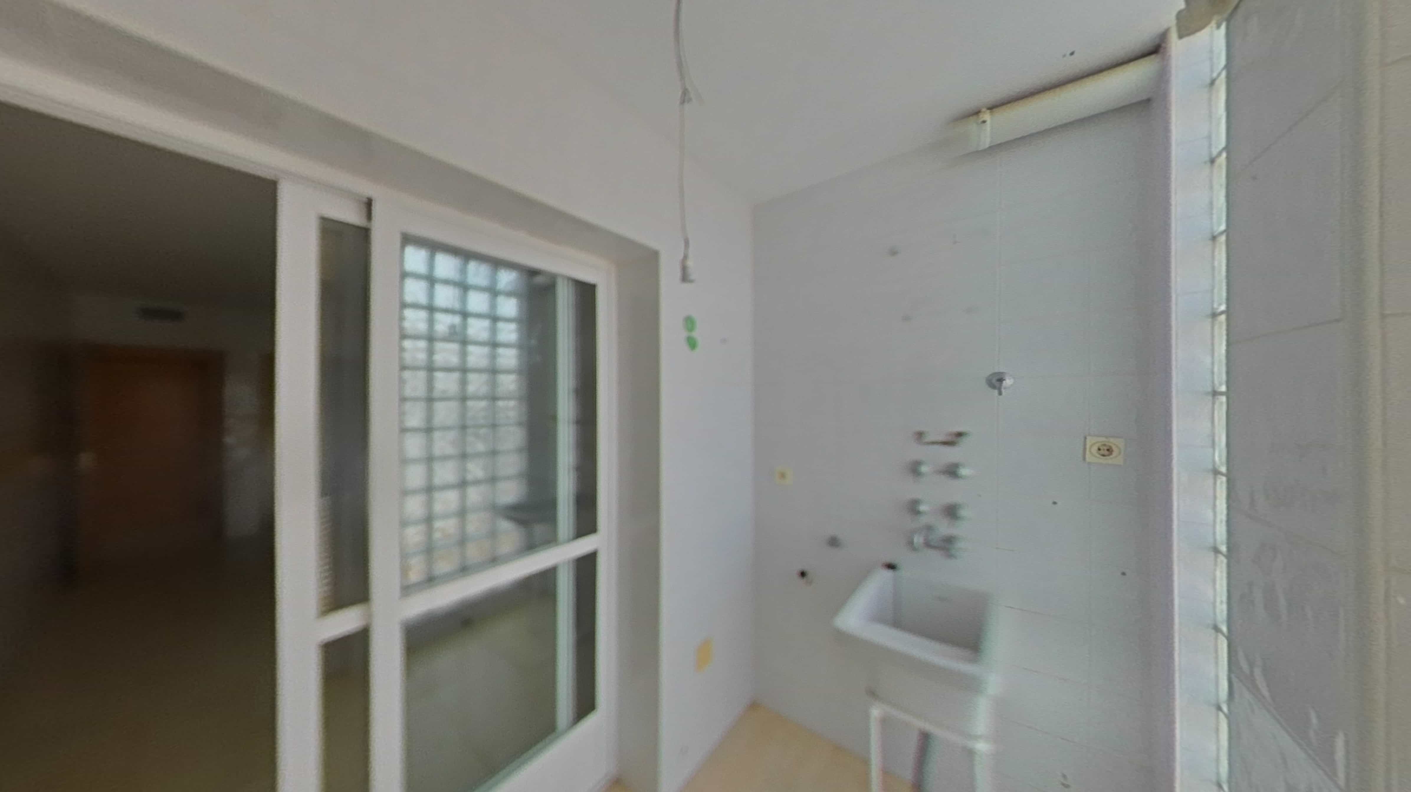 Piso en venta en calle Guillermo Simonelli