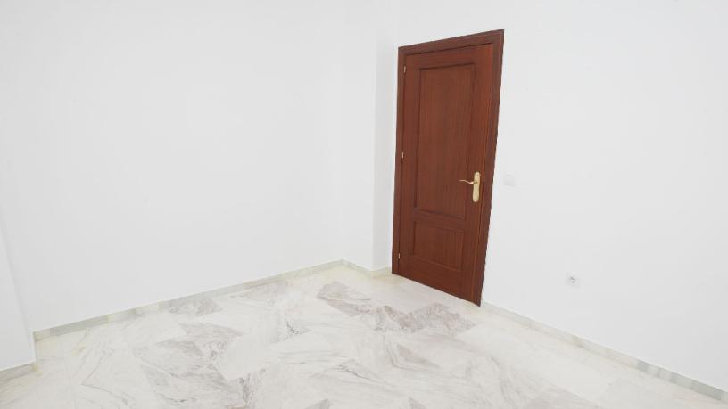 Chalet adosado en venta en calle Pablo Ruiz Picasso