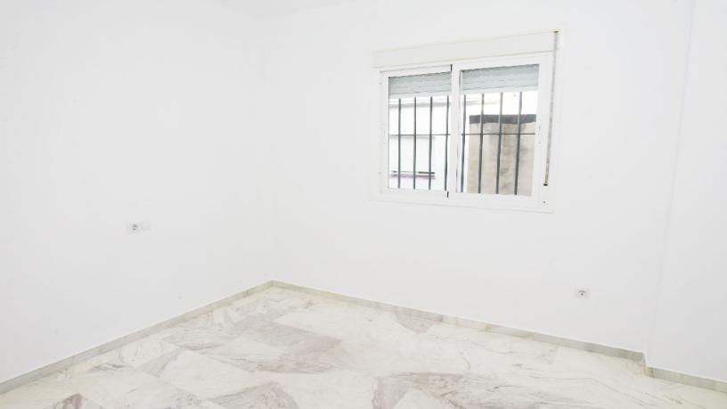 Chalet adosado en venta en calle Pablo Ruiz Picasso