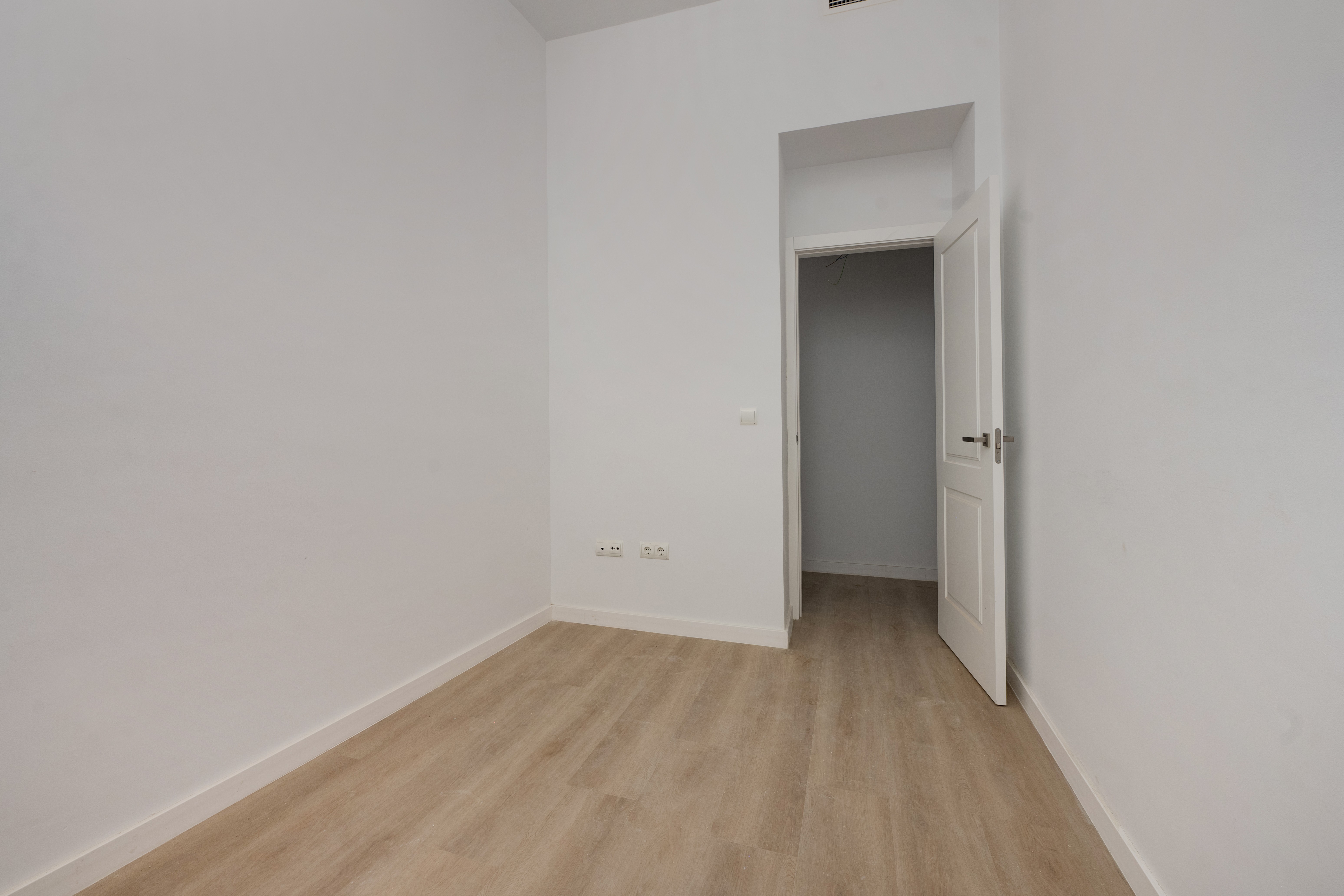 Piso en venta en calle Rafael de la Viesca