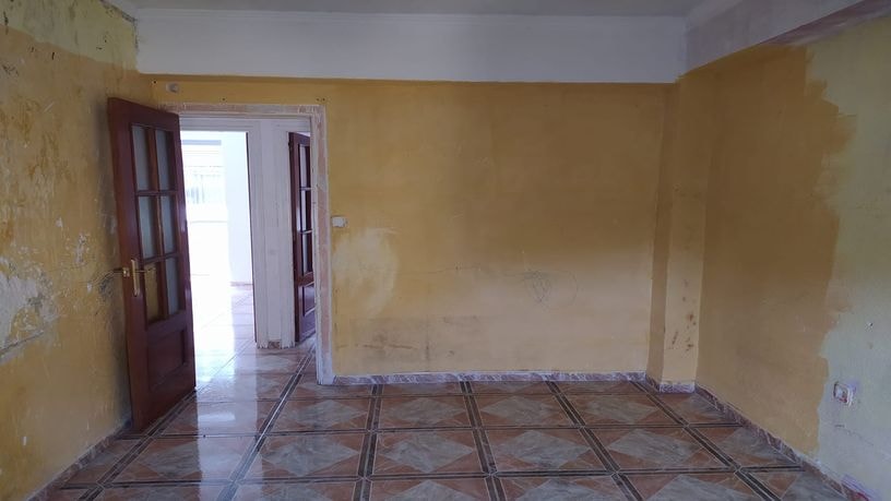 Piso en venta en calle Zuheros
