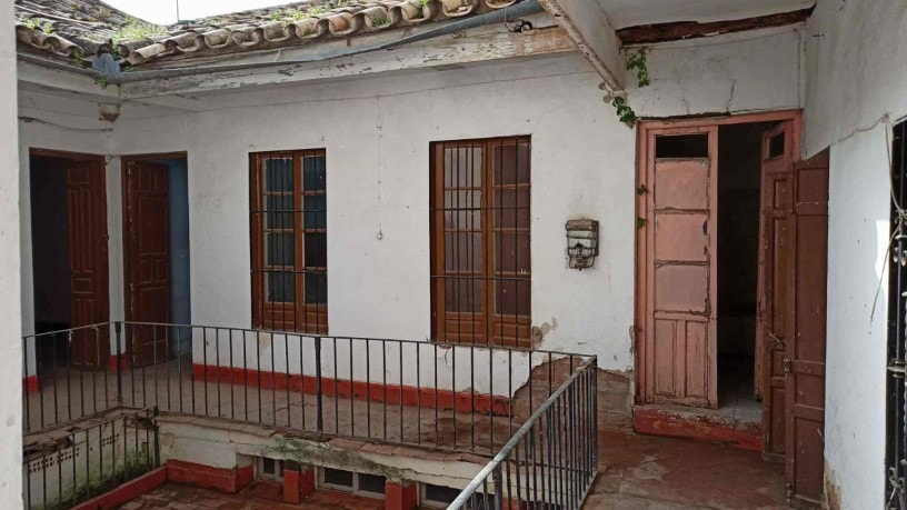 Office Building for sale in calle Fernández Santiago