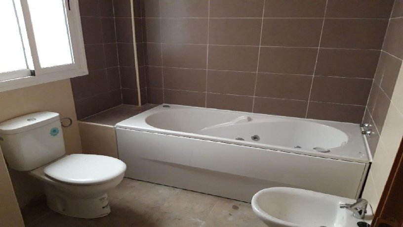 Garaje en venta en otrs Cl Maravillas Alta