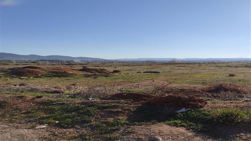 Urban ground for sale in  Sau-4