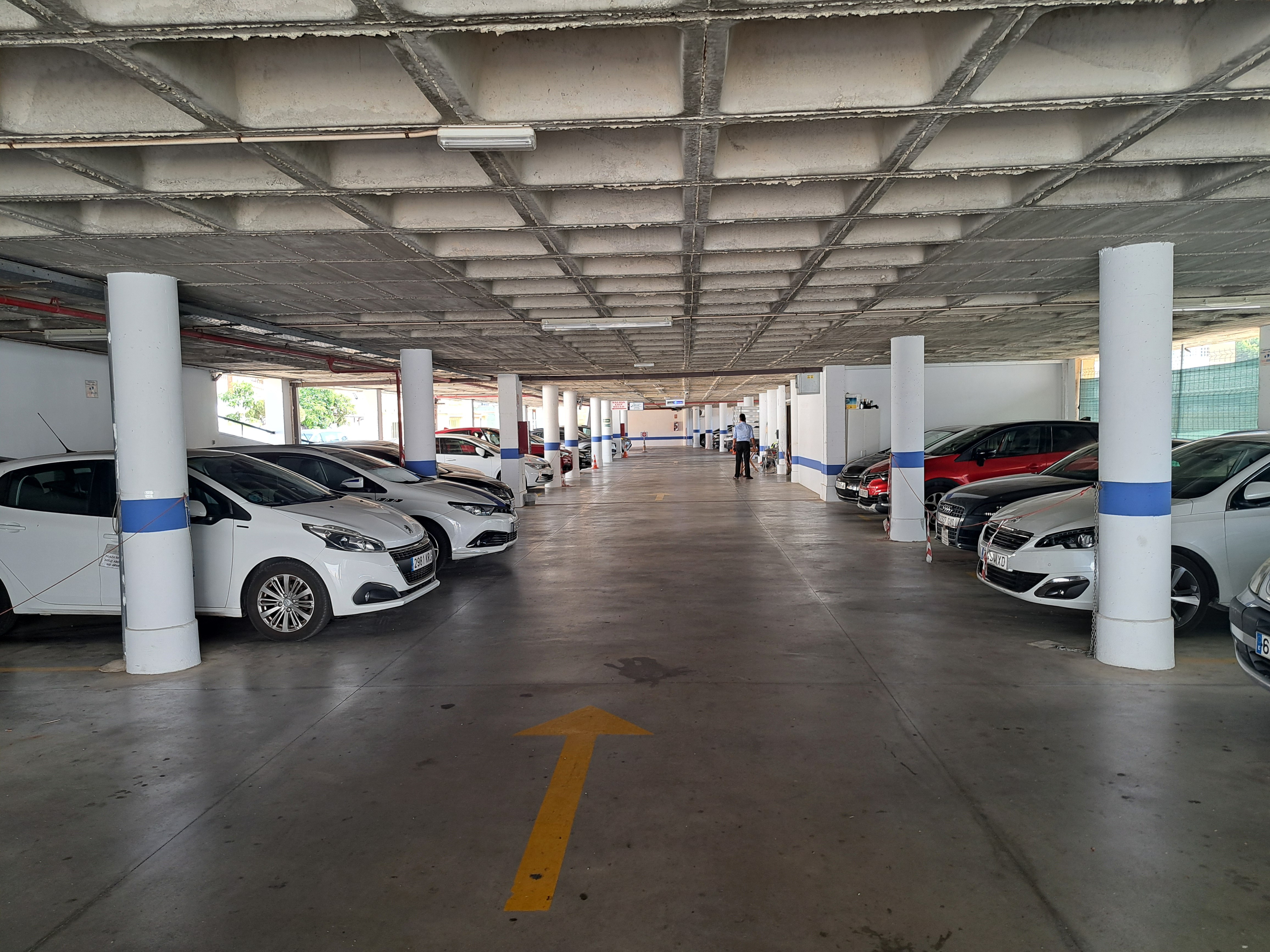 Garage for sale in calle Camino Real de la Carihuela