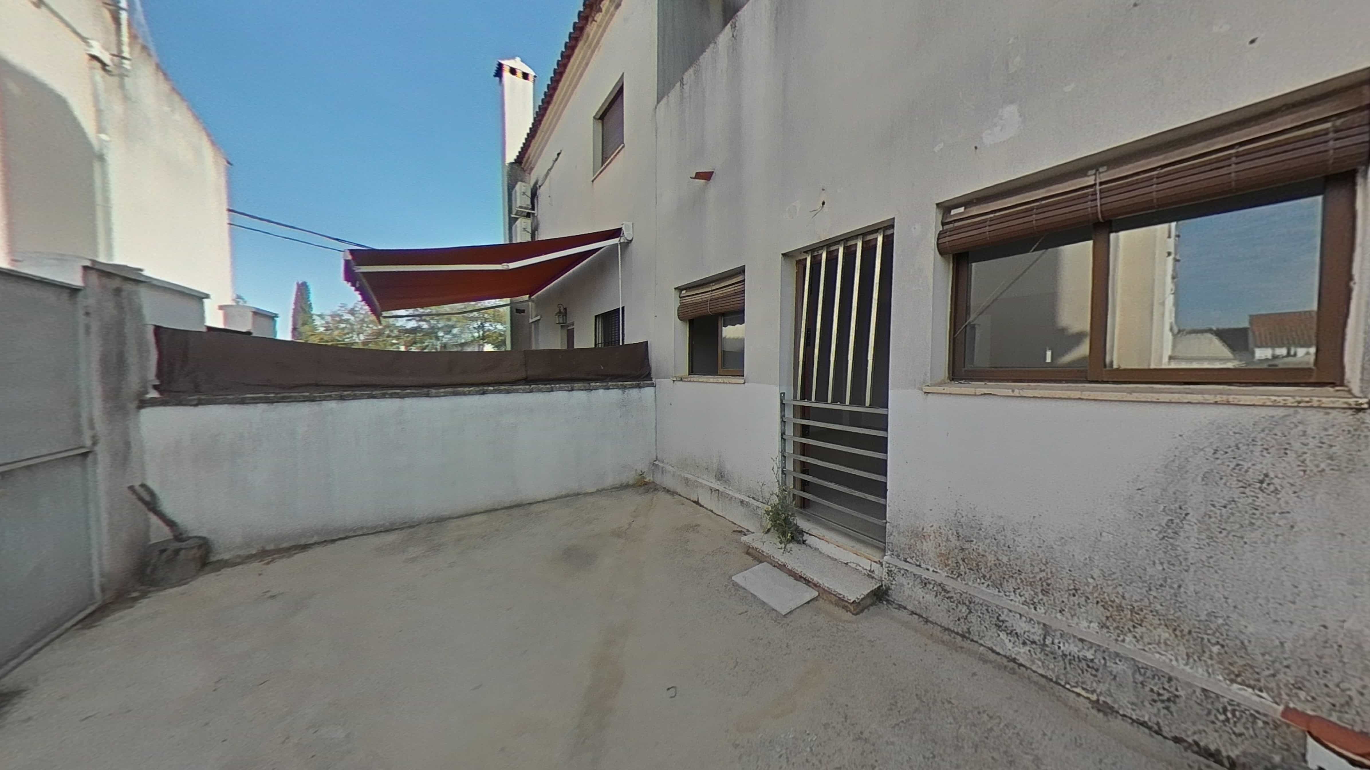 Piso en venta en calle Torrelobaton