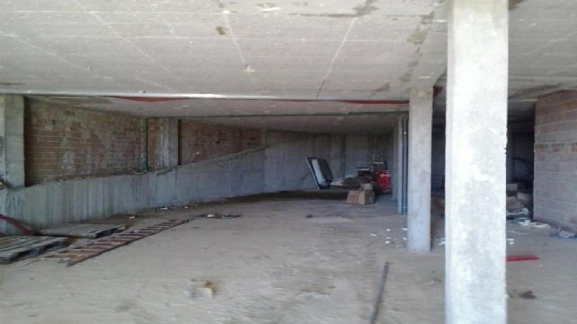 Local en venta en sect Ue-6 y Ue-8 Paraje el Moral