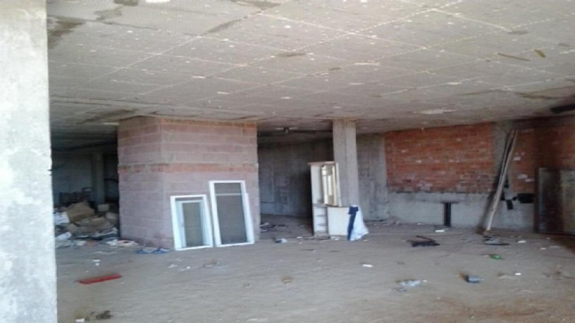Local en venta en sect Ue-6 y Ue-8 Paraje el Moral