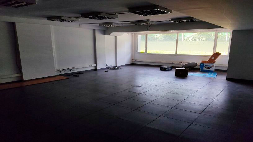 Local en venta en urb Silveria Fañanas
