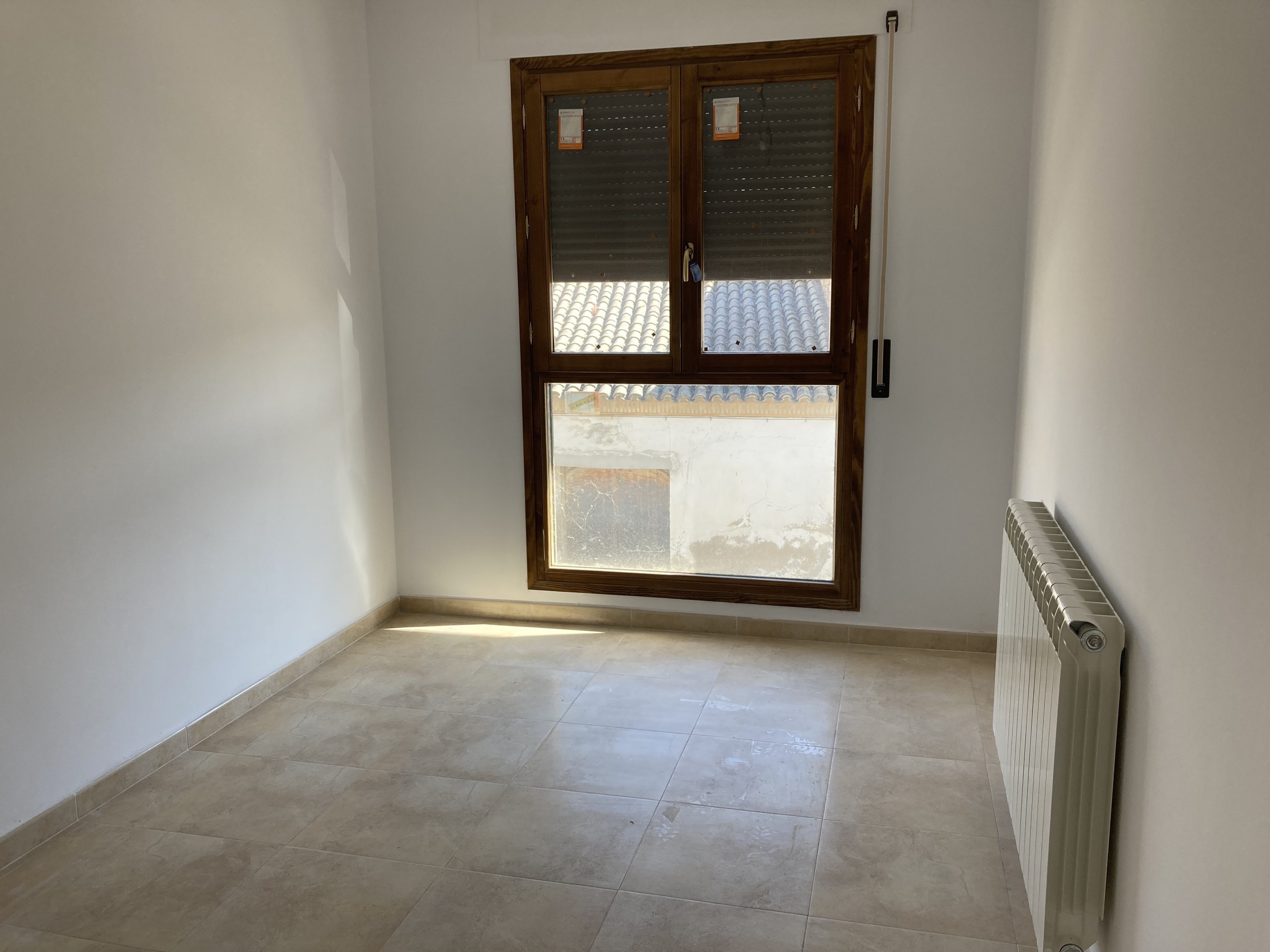 Chalet adosado en venta en calle Arrabal