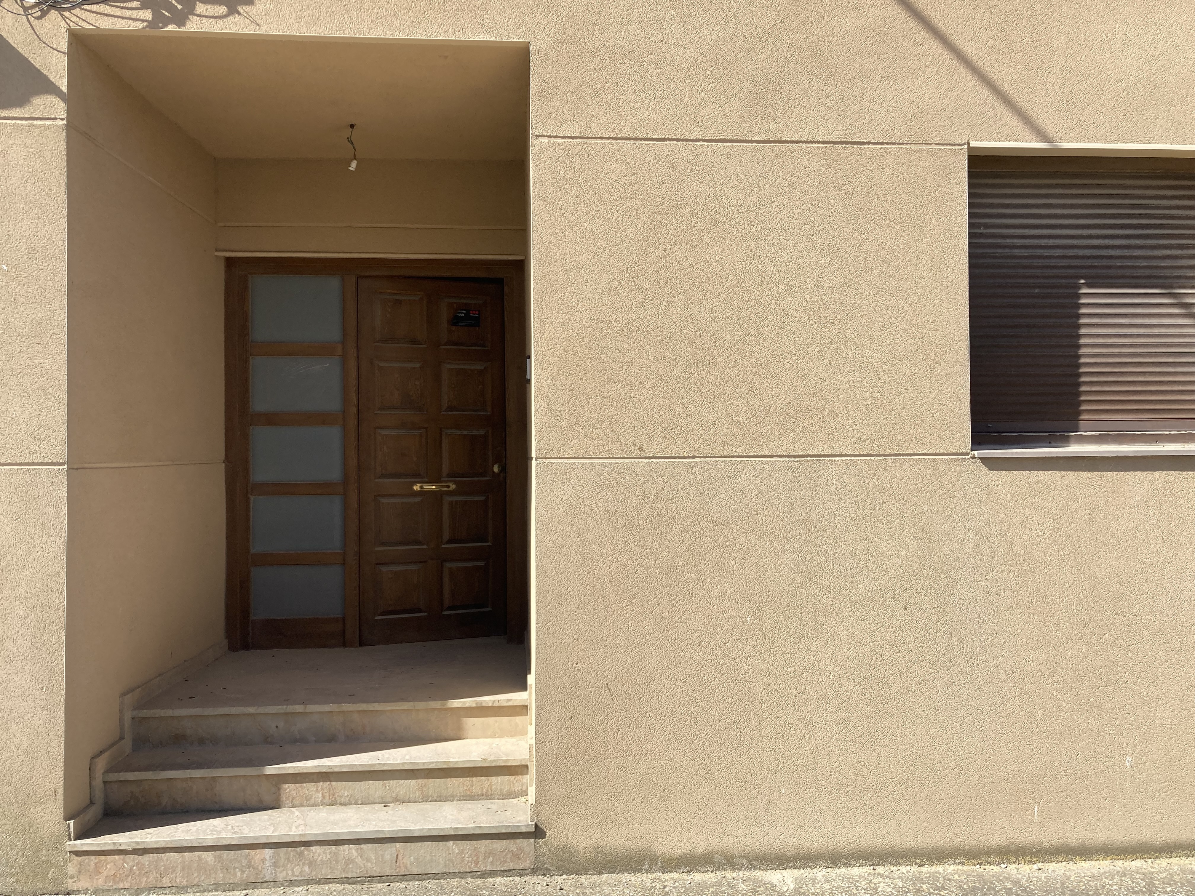 Chalet adosado en venta en calle Arrabal