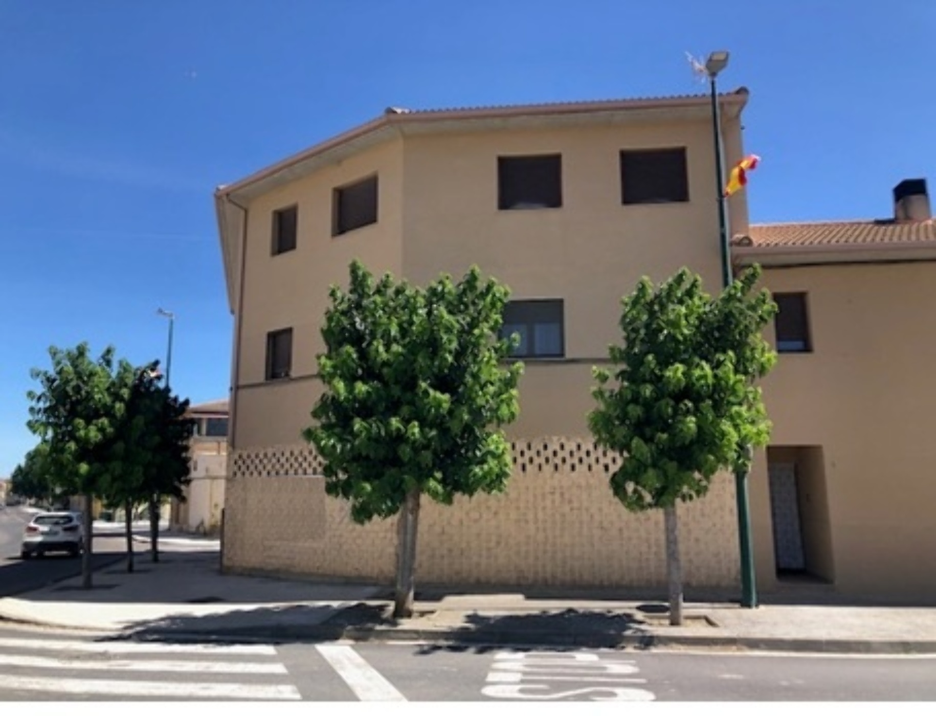 Chalet adosado en venta en calle Arrabal