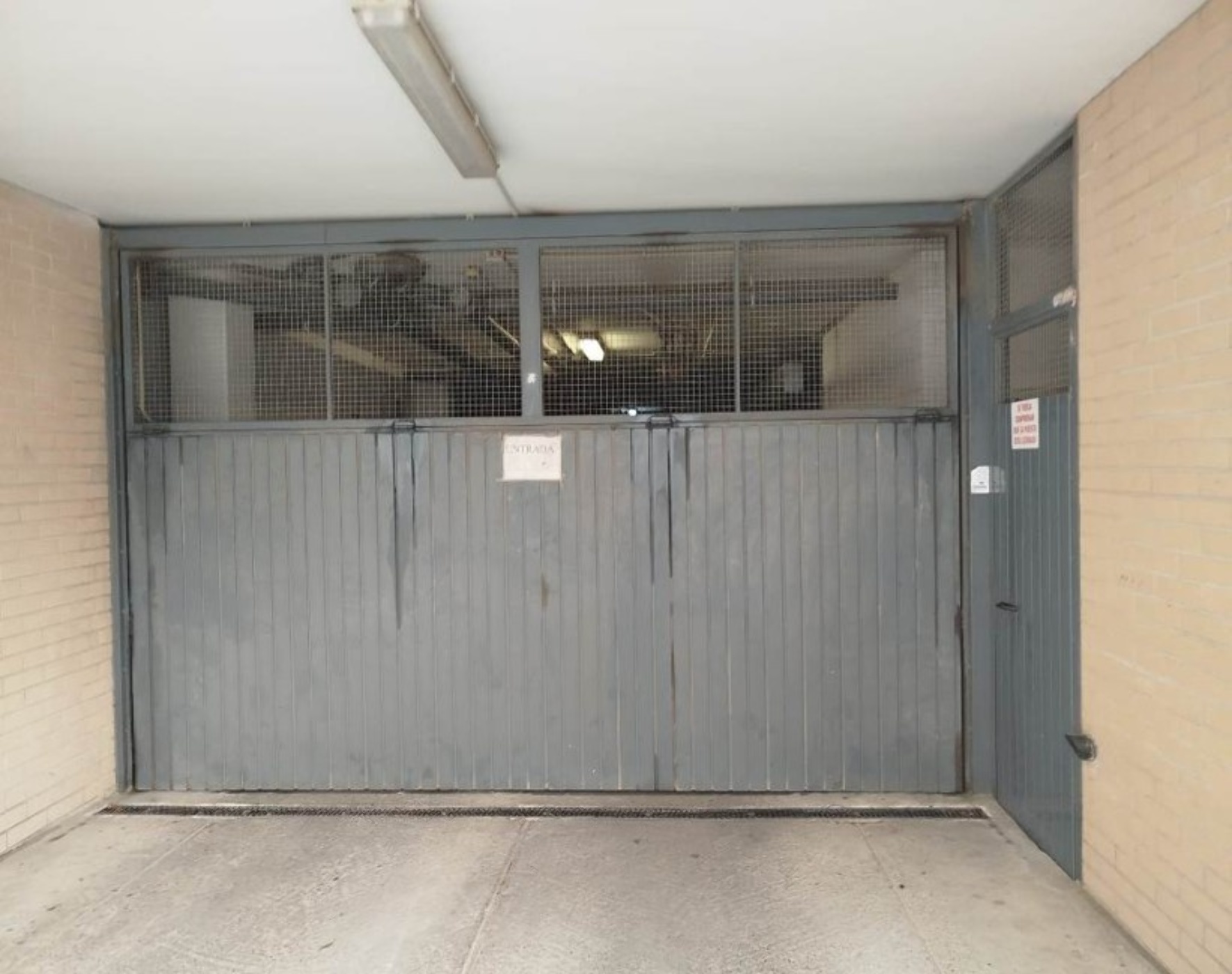 Garage à vendre à calle La Isla del Tesoro