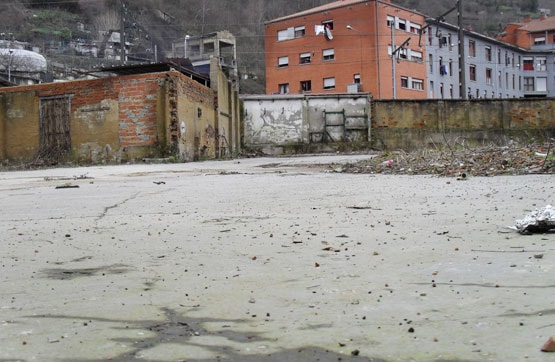 Terreno en venta en avda Rey Aurelio, Sotrondio Nº 22-24 33950, Oviedo, San Martín del Rey Aurelio