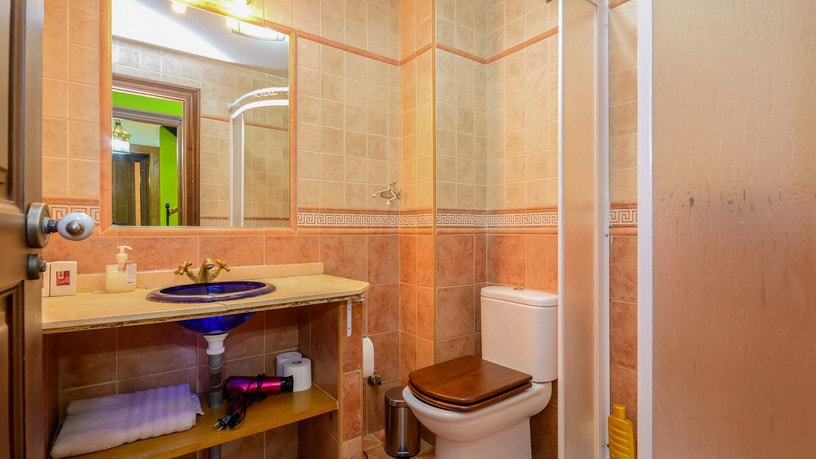 House for sale in favorita Favorita