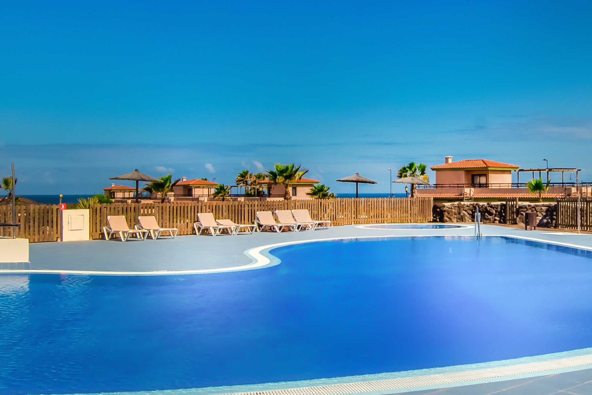 Townhouse for sale in urb Origo Mare, Sector 7, Puerta 25