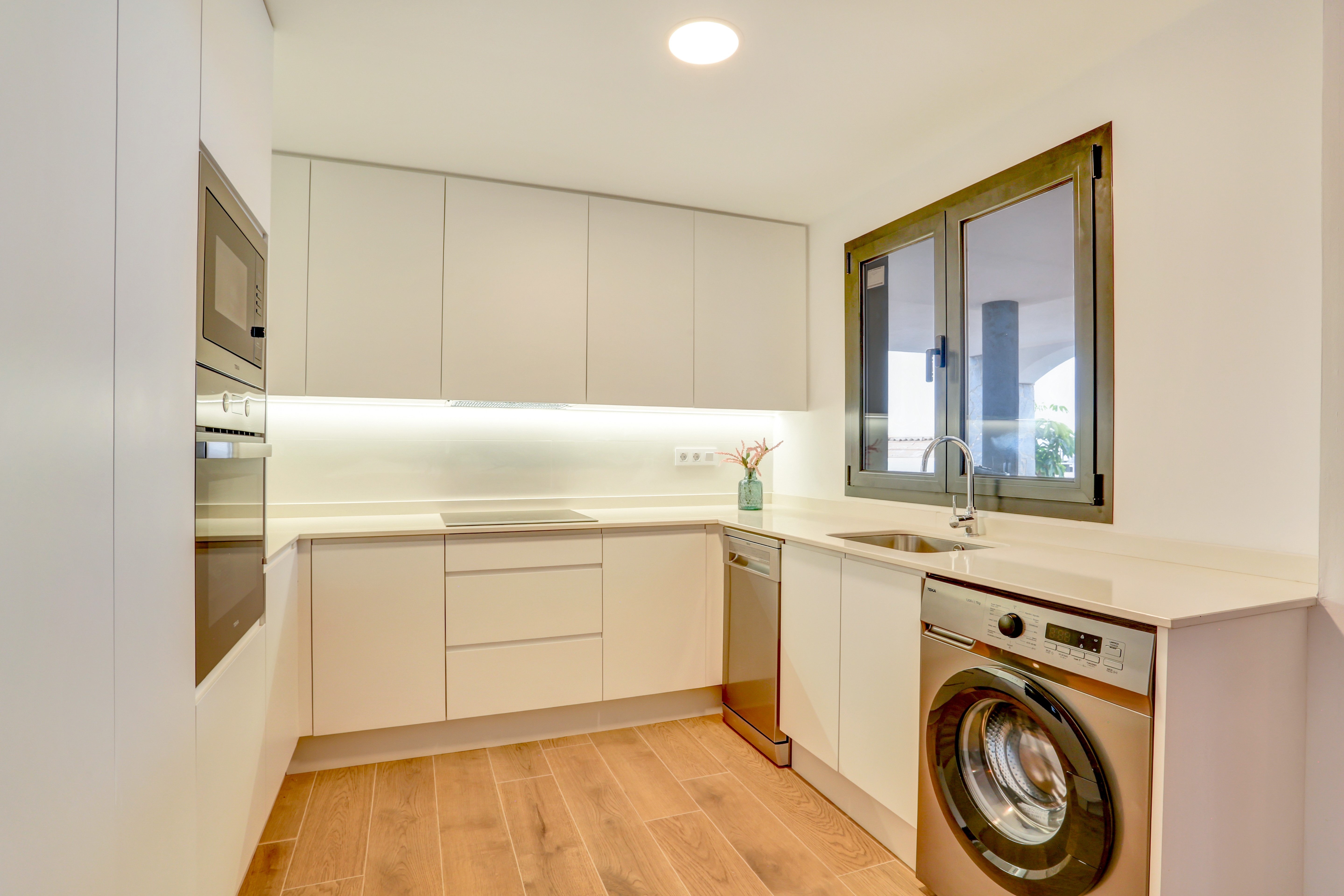 Flat for sale in calle Alcaudon