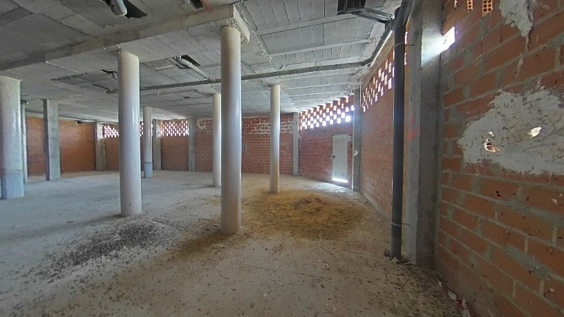 Locaux commerciaux à vendre à calle Valencia