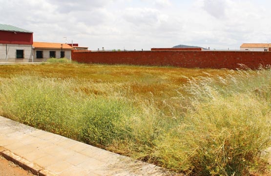 Terreno en venta en calle De la Fuente