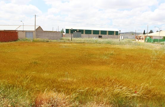 Terreno en venta en calle De la Fuente