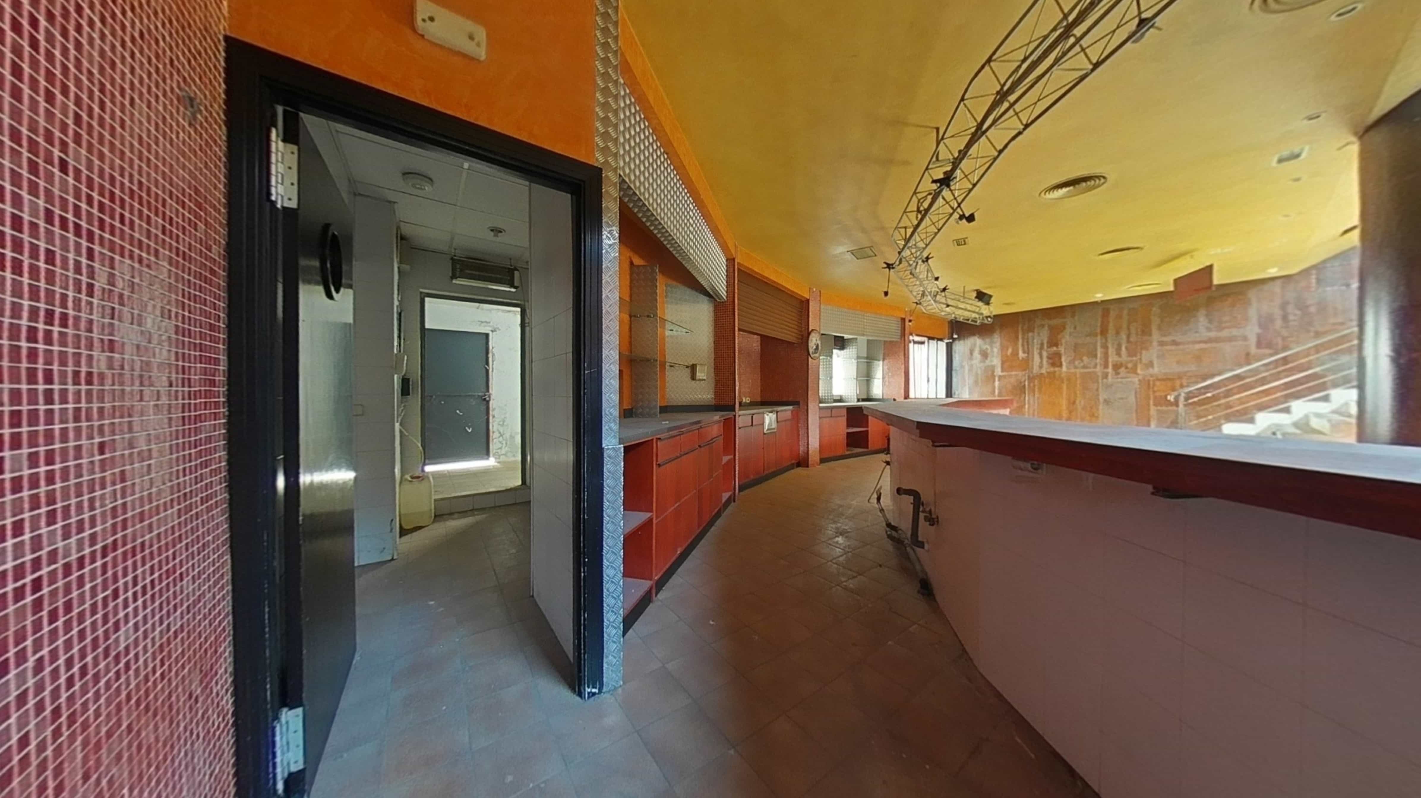 Locaux commerciaux à vendre à ronda Buenavista