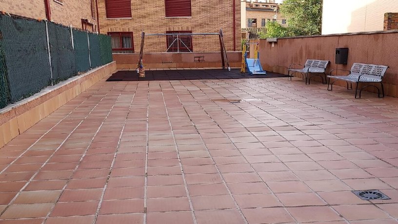 Garage for sale in calle Arenal