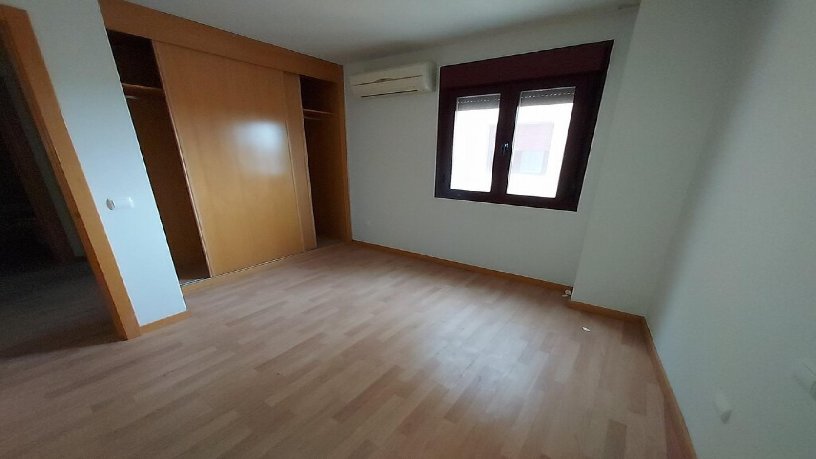 Garage for sale in calle Arenal